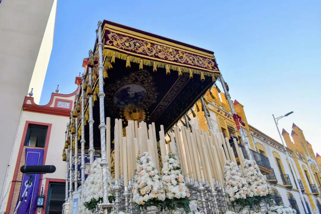 Salida procesional del Medinaceli Nuestro Padre Jes&uacute;s Cautivo y Rescatado y Nuestra Se&ntilde;ora de los Dolores / Alma Palomino