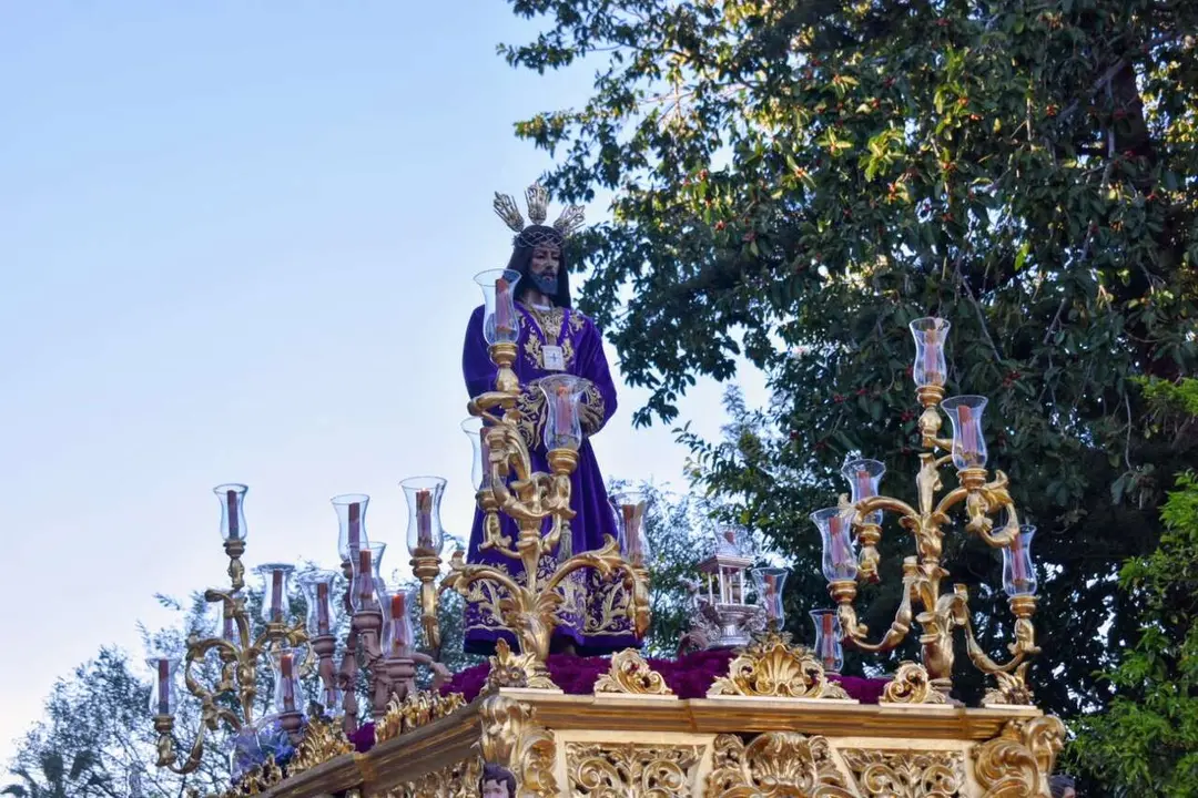 Salida procesional del Medinaceli Nuestro Padre Jes&uacute;s Cautivo y Rescatado y Nuestra Se&ntilde;ora de los Dolores / Alma Palomino