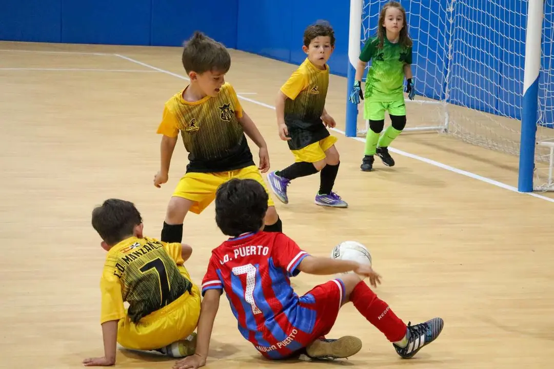Debutantes F&uacute;tbol Sala RFFCE (6)