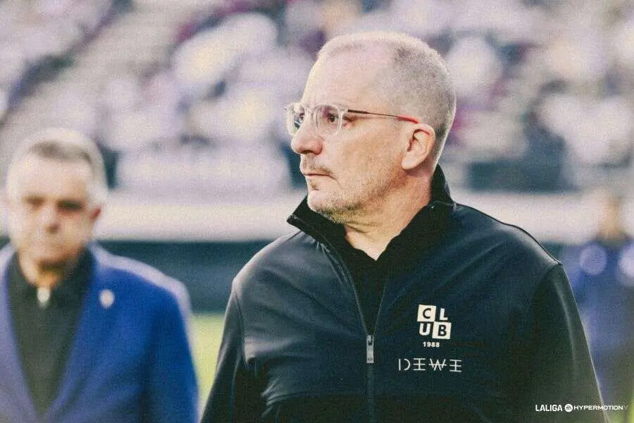 JJ Romero, entrenador de la AD Ceuta / Liga Hypermotion