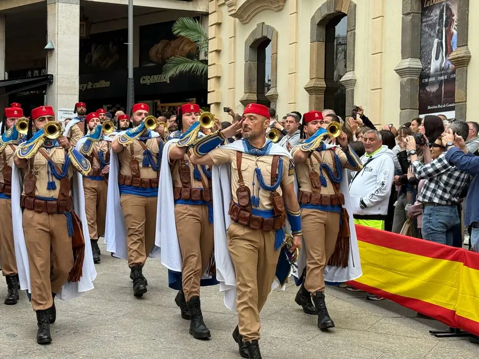 2 de mayo homenaje al Teniente Ruiz / M.Zapico