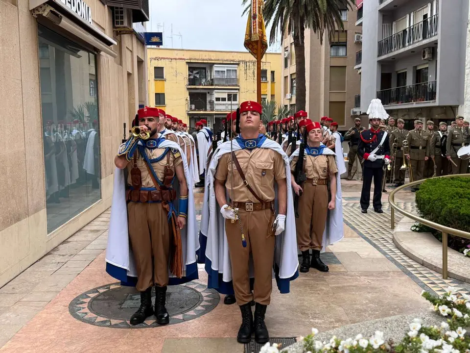 2 de mayo homenaje al Teniente Ruiz / M.Zapico