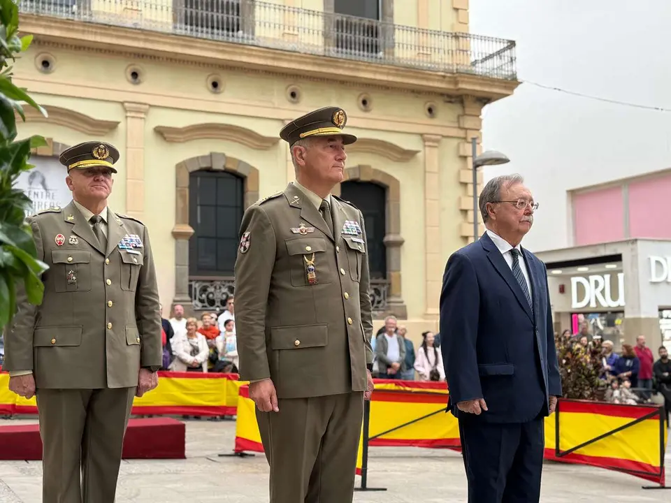 2 de mayo homenaje al Teniente Ruiz / M.Zapico