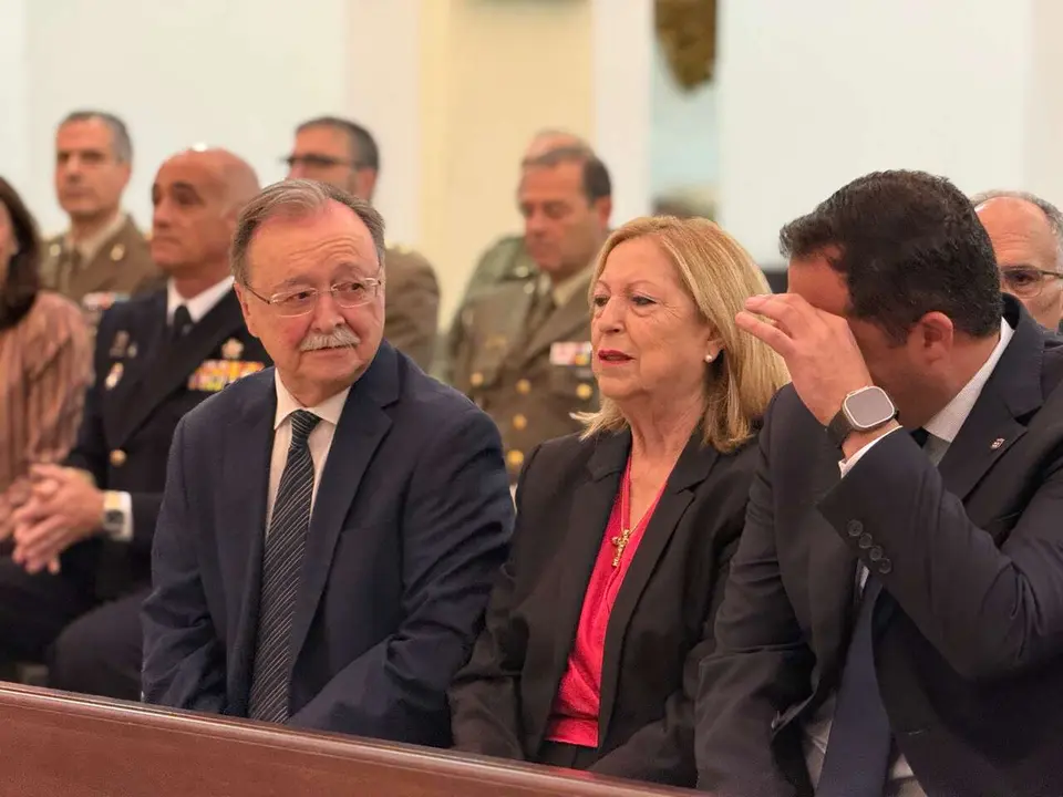 2 de mayo homenaje al Teniente Ruiz / M.Zapico