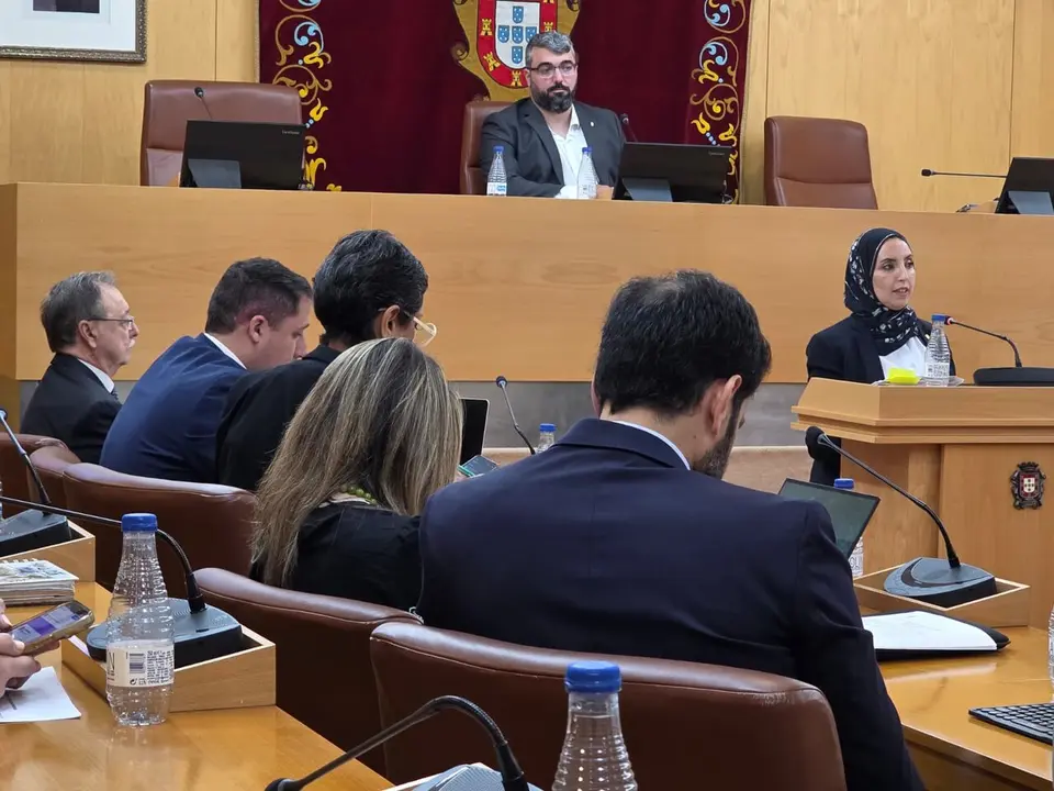 Fatima Hamed, durante el debate del estado de la ciudad / L. O.