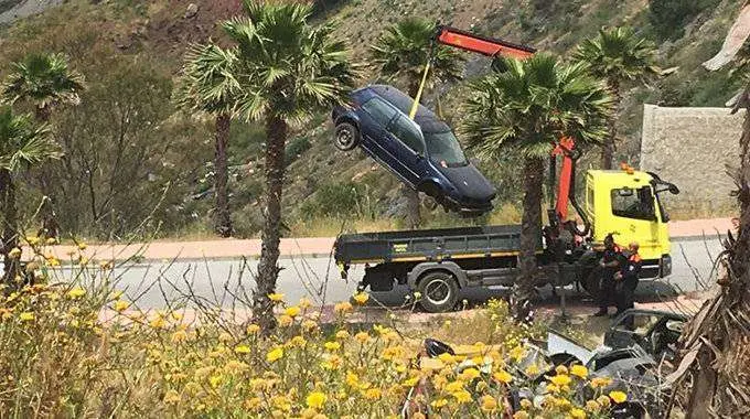 coche abandonado