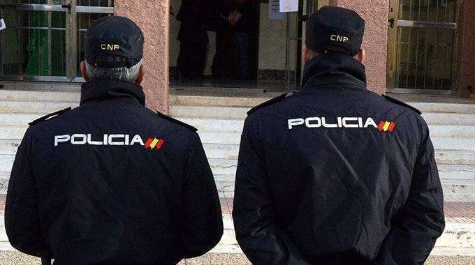 Agentes de la Policía Nacional (C.A./ARCHIVO)