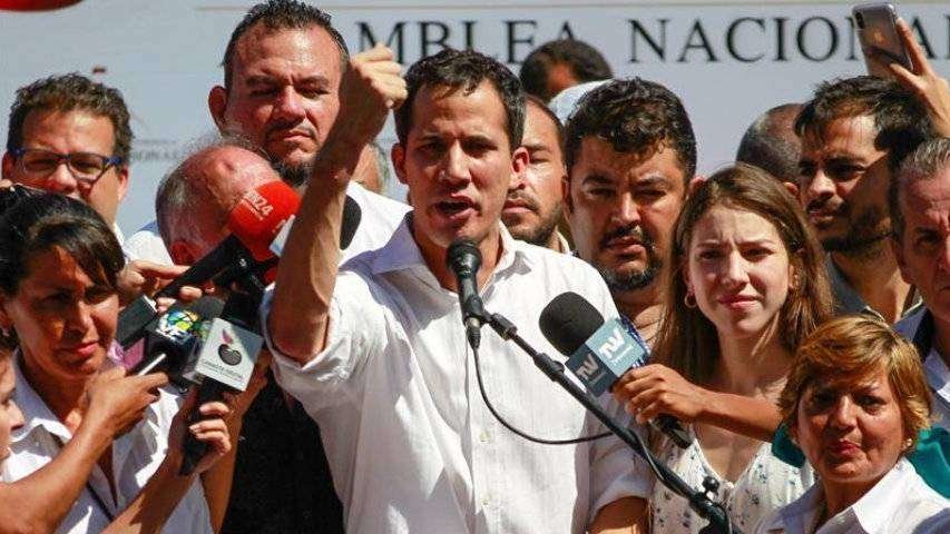 El político conservador Juan Guaidó (E.D.)