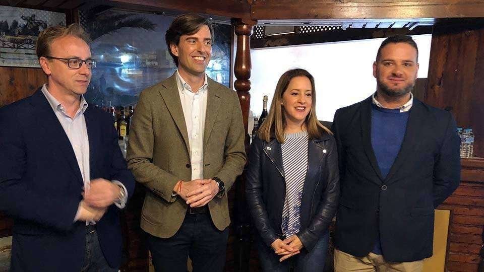 Montesinos, junto a los candidatos ceutíes del PP a las elecciones del 28-A (C.A./ARCHIVO)
