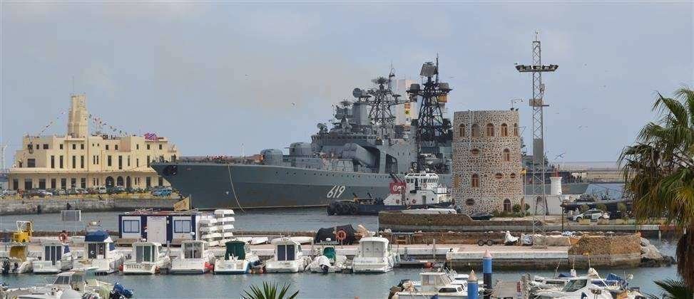 Un buque militar ruso, atracado en Ceuta (C.A./ARCHIVO)
