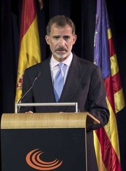 El Rey defiende el protagonismo del turismo en el desarrollo económico de España
