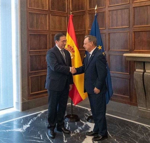 Reunión en Madrid de Juan Vivas con el ministro de Asuntos Exteriores, Unión Europea y Cooperación, José Manuel Albares