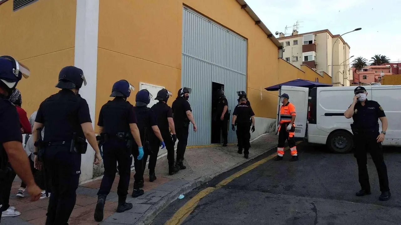repatriados marroqu&iacute;es frontera