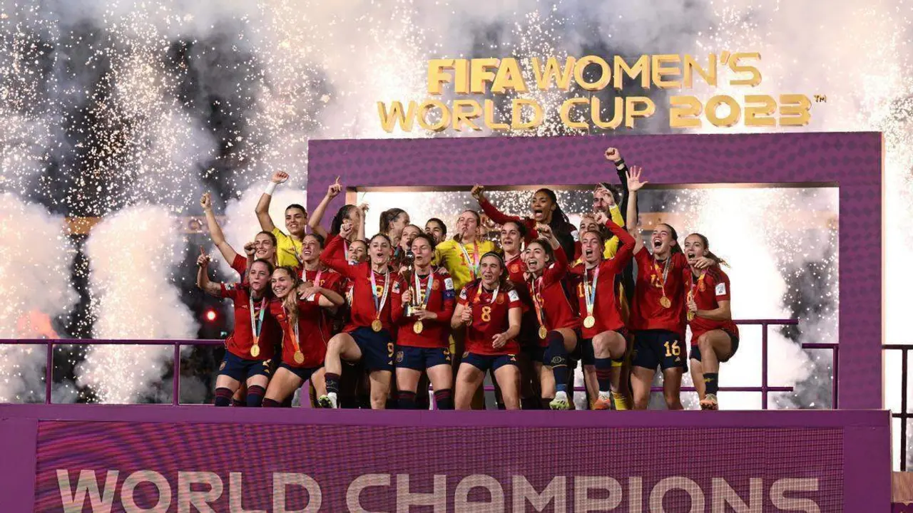 La selecci&oacute;n espa&ntilde;ola, ganadora del Mundial femenino de f&uacute;tbol (EFE)