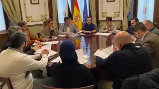  La Comisi&oacute;n se ha reunido este lunes en la sala de la Rotonda del Palacio Auton&oacute;mico. 