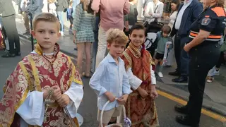 Procesi&oacute;n una Cruz de Mayo&nbsp;Asociaci&oacute;n de Vecinos del Centro