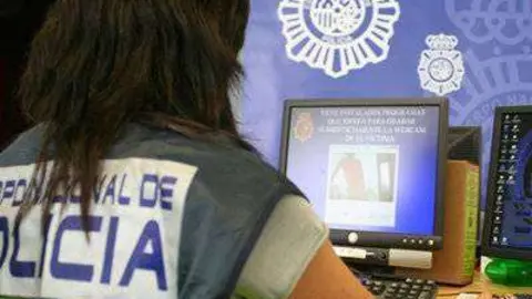 polic&iacute;a nacional