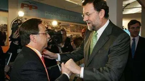 Vivas y Rajoy (Custom)