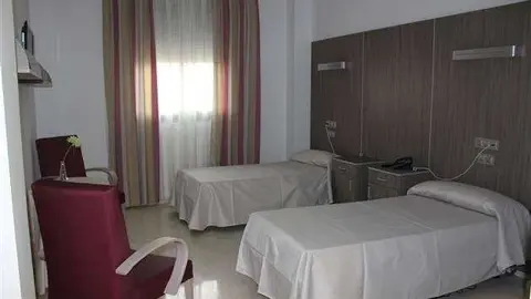 residencia santo &aacute;ngel fundaci&oacute;n ger&oacute;n habitaci&oacute;n mayores