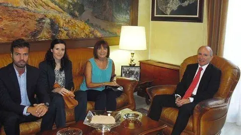 reuni&oacute;n Cucurull (Custom)