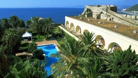 hotel La Muralla (Custom)