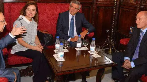 marta-fernandez-curras-reuni&oacute;n1
