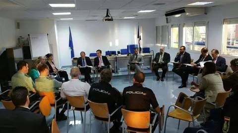 reuni&oacute;n (Custom)