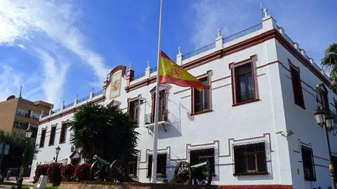 bandera media asta comandancia
luto