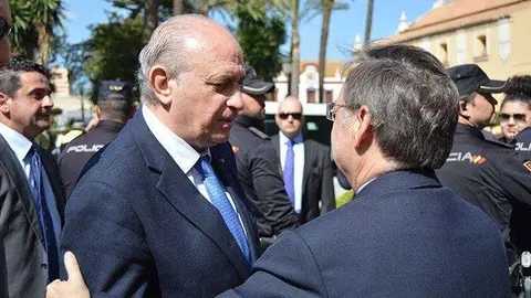 Fern&aacute;ndez D&iacute;az ministro interior juan vivas visita marzo 2015