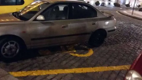 Plazas minusv&aacute;lidos Plaza de Africa personas con discapacidad
