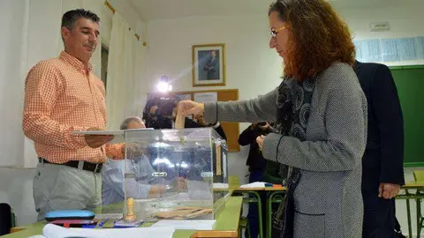 bernardina-diaz-votando-1