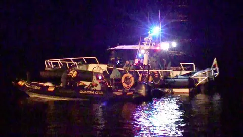 barco guardia civil b&uacute;squeda chico ahogado