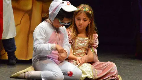 ni&ntilde;os teatro