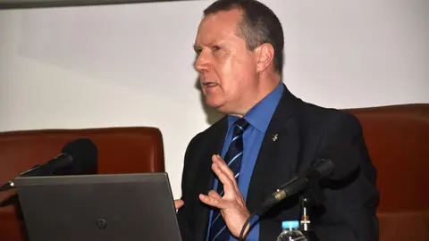 Jornadas Geopoliticas uned 26custom abril (32)