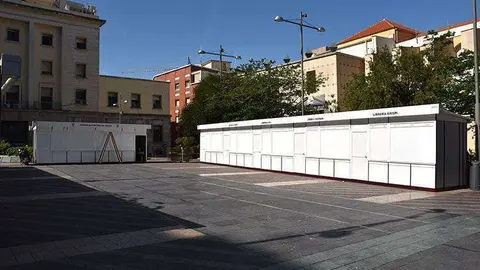 Montaje feria libro 2016