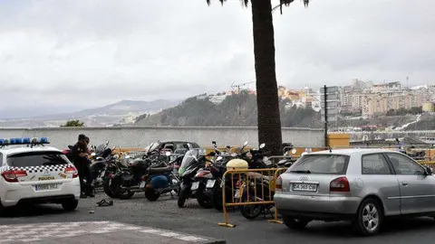 coche persecucion policia comisaria (4)
