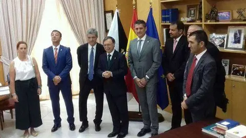 vivas con villar.