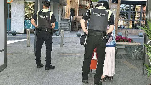 polic&iacute;a local