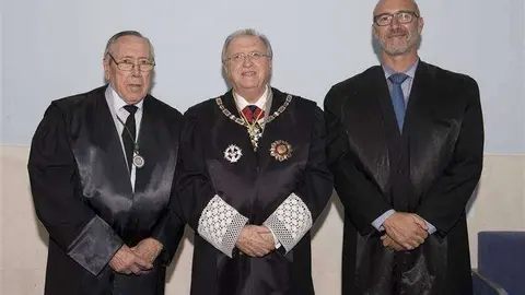 Graduados (Custom)