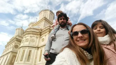 VAYA VIAJE FAMILIA