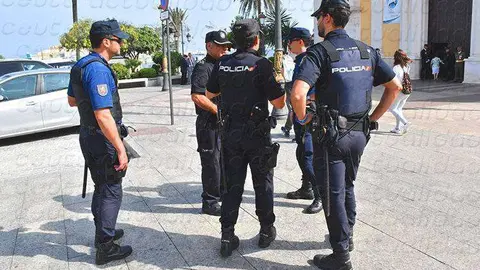 polic&iacute;a nacional