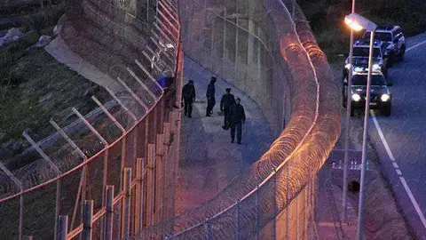inmigrante salto valla finca berrocal