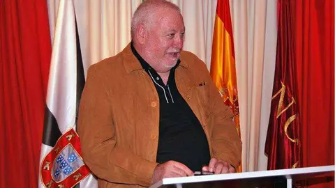 pepe guti&eacute;rrez foto de casa de ceuta en sevilla