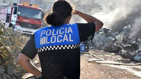 polic&iacute;a local
