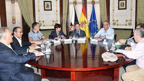 mesa por el empleo junio 2016