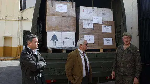 C&Aacute;RITAS CASTRENSE ENTREGA AYUDA AL CETI