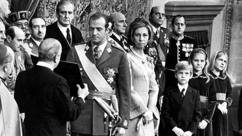 4-Proclamacion_1976 juan carlos i