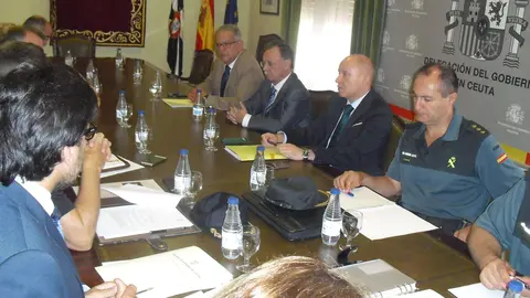 reuni&oacute;n dispositivo de feria