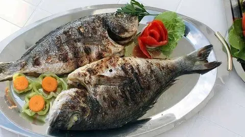 Plato de pescado. / Pixabay