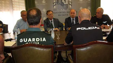 Guardia Civil Polic&iacute;a Nacional reuni&oacute;n delegaci&oacute;n